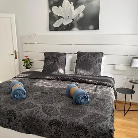 Superb Studio With Ac Plus 40 Sqm Terrace In The Greens Of Buda City Centre Budapešť Exteriér fotografie