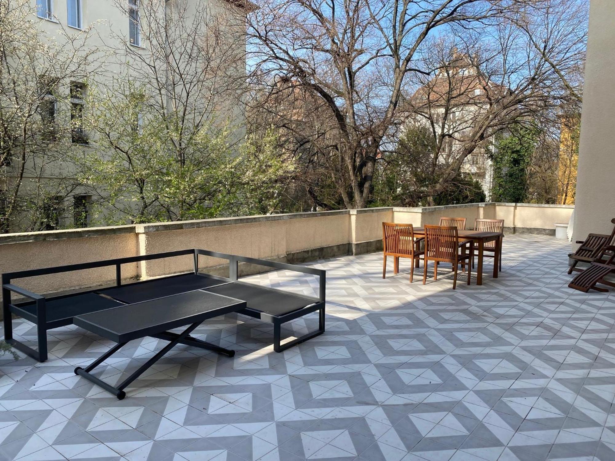 Superb With 40 Sqm Terrace In The Greens Of Buda Centre * Budapesta