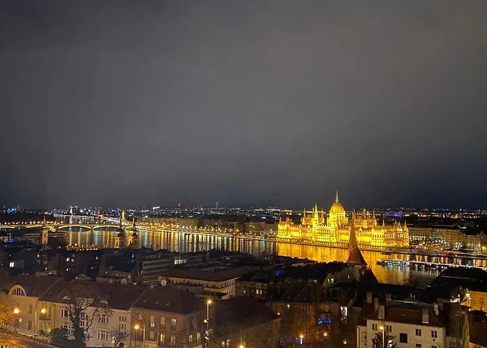 Superb Studio With 40 Sqm Terrace In The Greens Of Buda City Centre