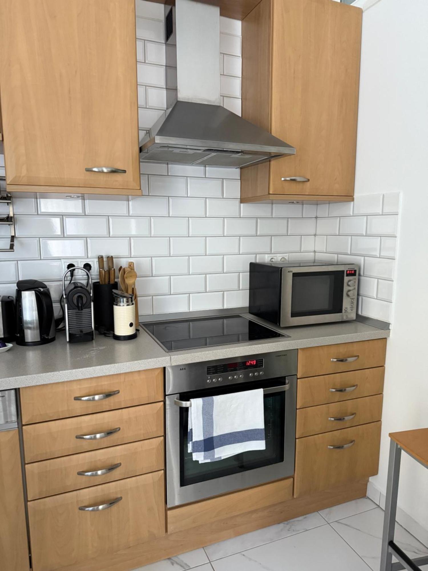 Апартаменты Superb With 40 Sqm Terrace In The Greens Of Buda Centre